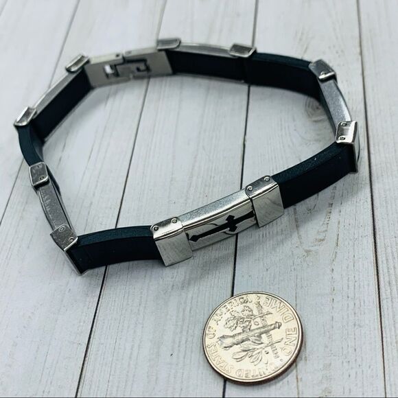 Stainless Steel And Rubber Cross Bracelet - Picture 1 of 2